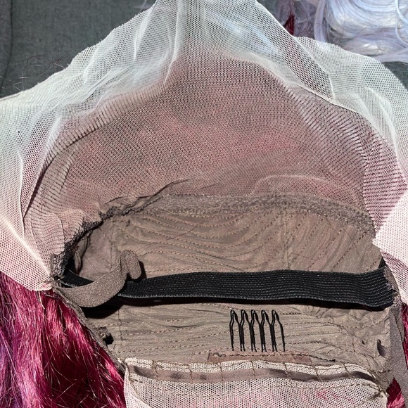 100% Human Hsir Wigs - Picture 8 of 8